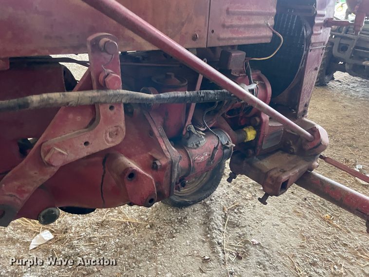 image for item IR9799 1949 International Cub  tractor