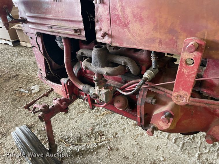 image for item IR9799 1949 International Cub  tractor