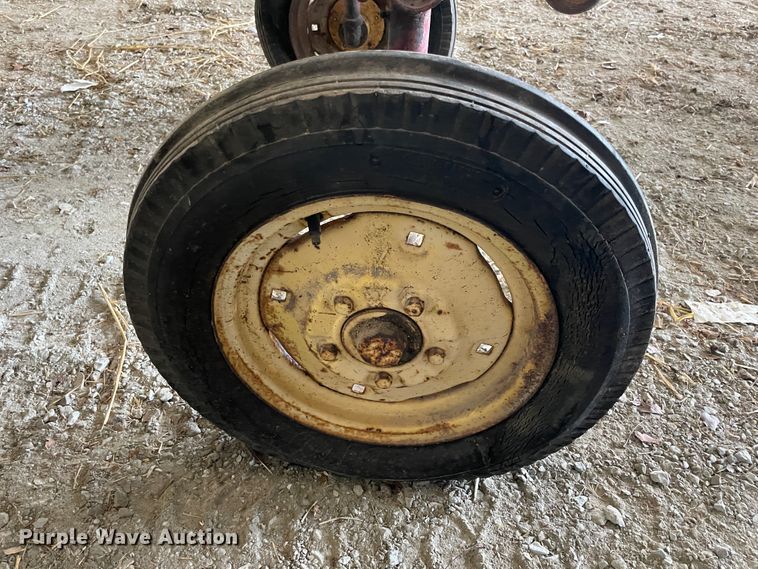 image for item IR9799 1949 International Cub  tractor