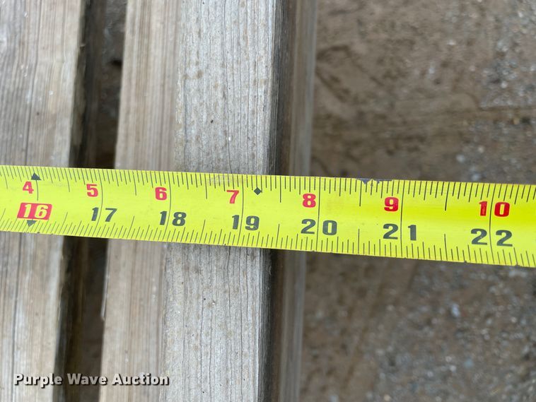 image for item IR9803 1948 International FCUB  tractor