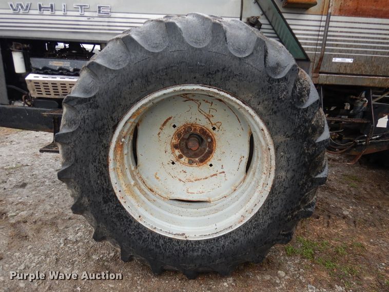 image for item IS9566 White 4-150 Field Boss  4WD tractor