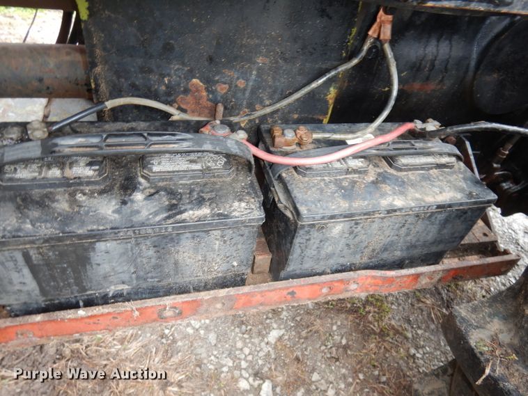 image for item IS9566 White 4-150 Field Boss  4WD tractor