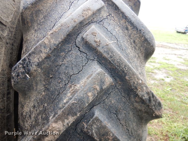 image for item IS9566 White 4-150 Field Boss  4WD tractor