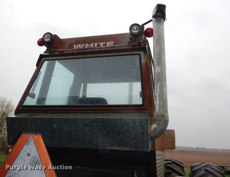 image for item IS9566 White 4-150 Field Boss  4WD tractor