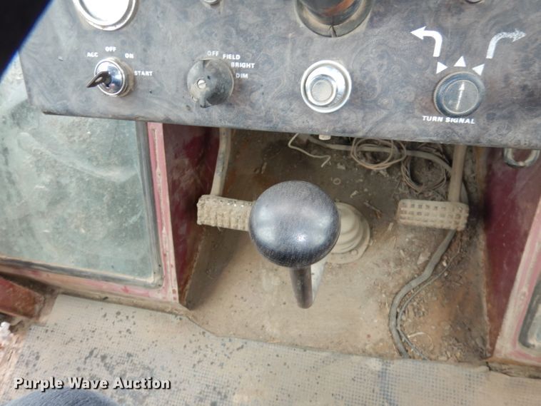 image for item IS9566 White 4-150 Field Boss  4WD tractor