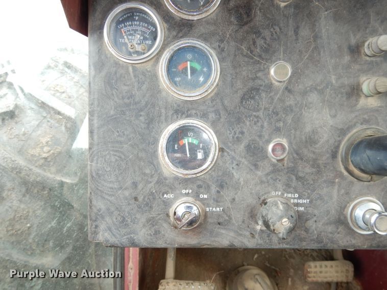 image for item IS9566 White 4-150 Field Boss  4WD tractor