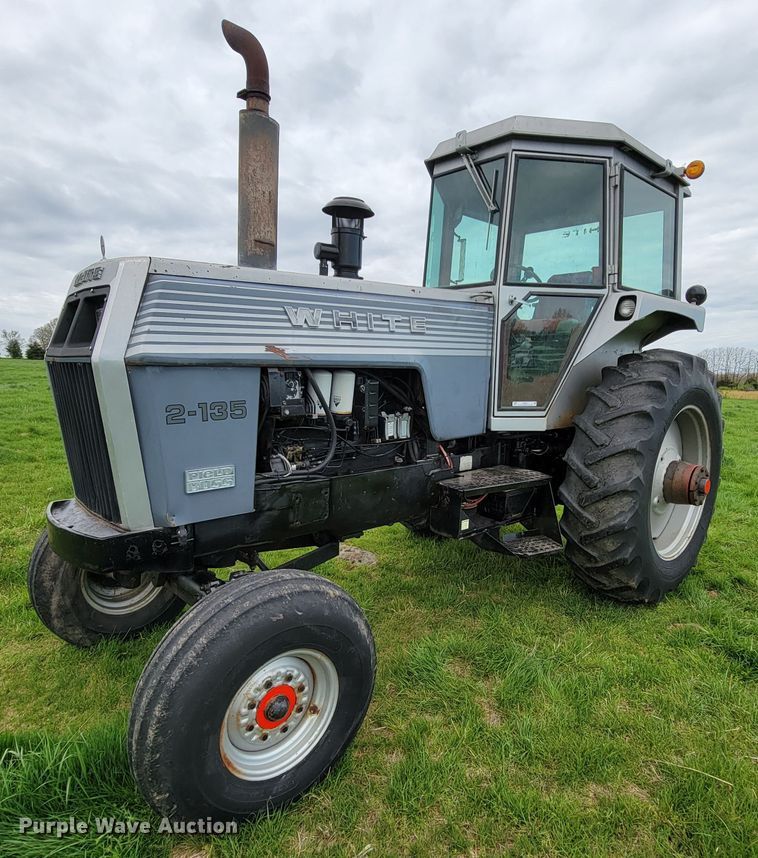 image for item IV9011 White 2-135  tractor