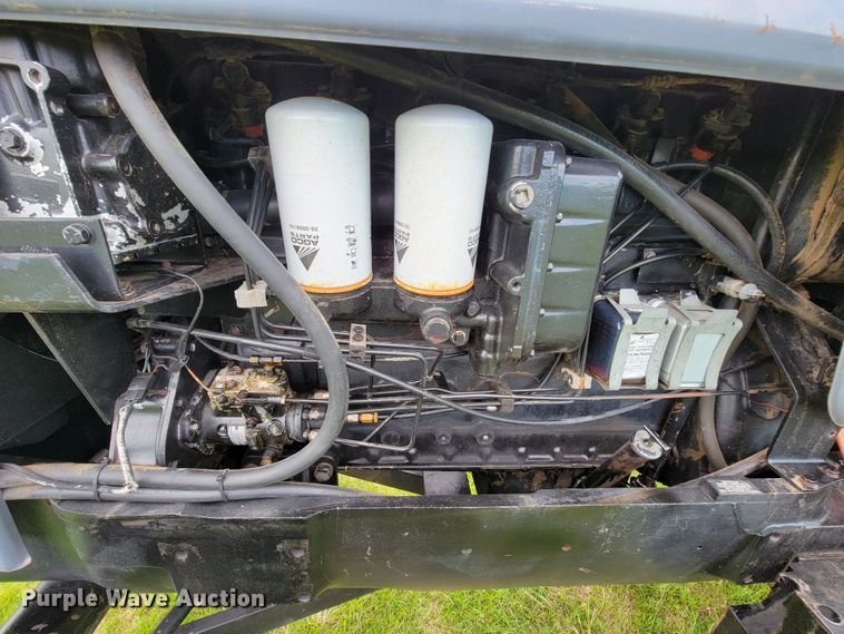 image for item IV9011 White 2-135  tractor