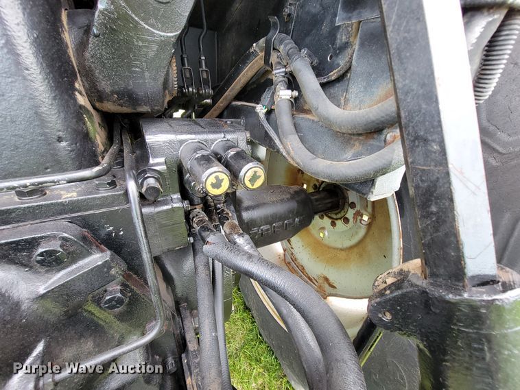 image for item IV9011 White 2-135  tractor