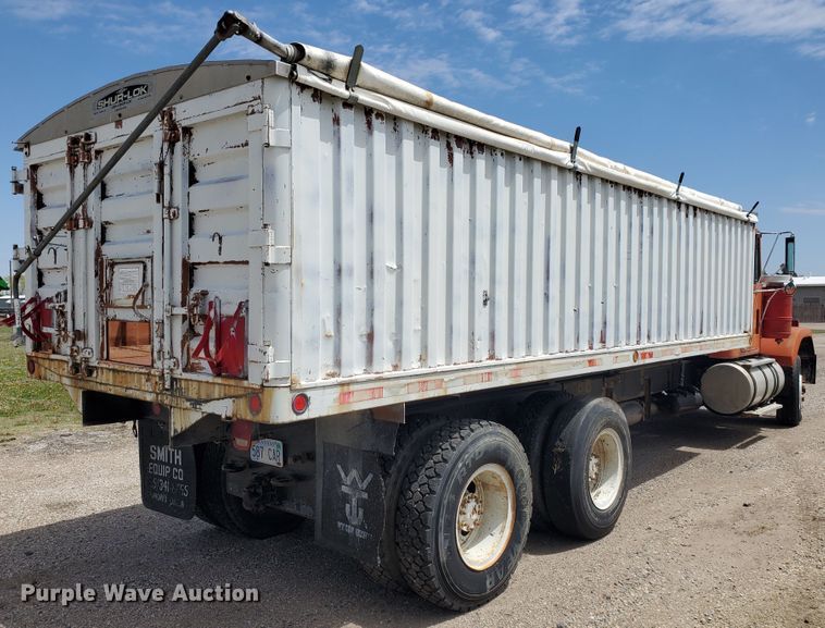 image for item IX9229 1980 Chevrolet Bison  grain truck