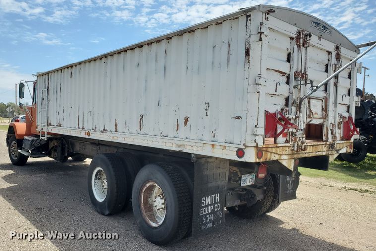 image for item IX9229 1980 Chevrolet Bison  grain truck