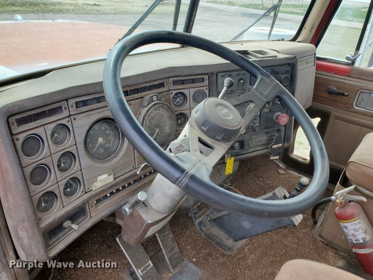 image for item IX9229 1980 Chevrolet Bison  grain truck