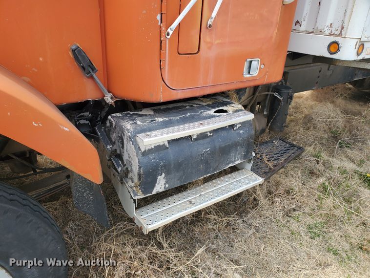 image for item IX9229 1980 Chevrolet Bison  grain truck