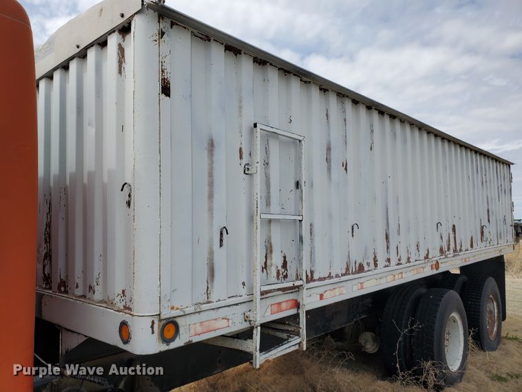 image for item IX9229 1980 Chevrolet Bison  grain truck