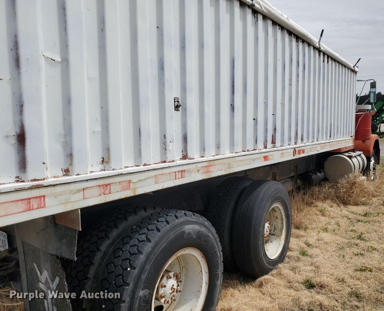 image for item IX9229 1980 Chevrolet Bison  grain truck