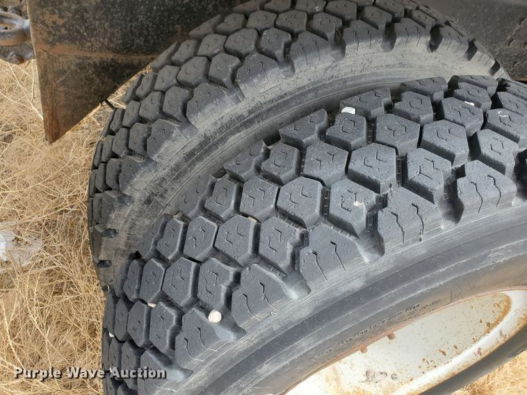 image for item IX9229 1980 Chevrolet Bison  grain truck