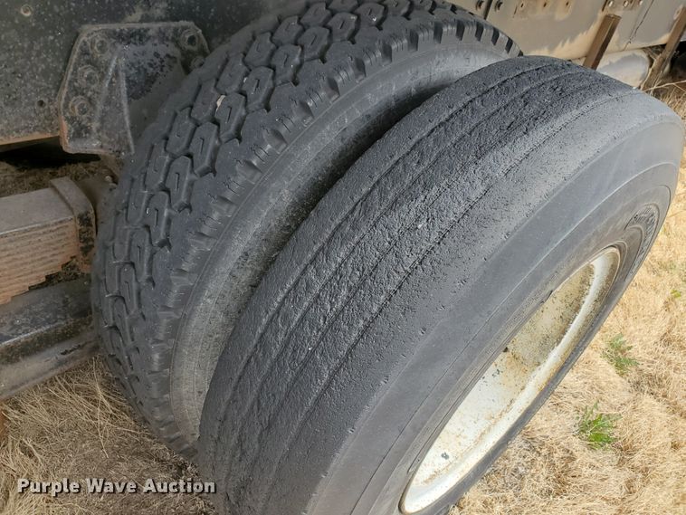 image for item IX9229 1980 Chevrolet Bison  grain truck