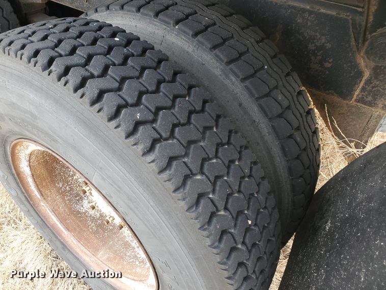 image for item IX9229 1980 Chevrolet Bison  grain truck