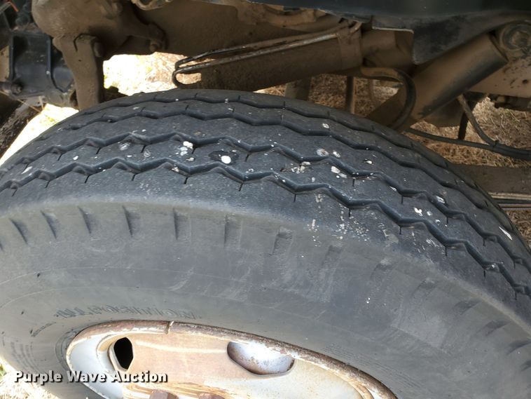 image for item IX9229 1980 Chevrolet Bison  grain truck