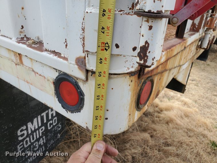 image for item IX9229 1980 Chevrolet Bison  grain truck