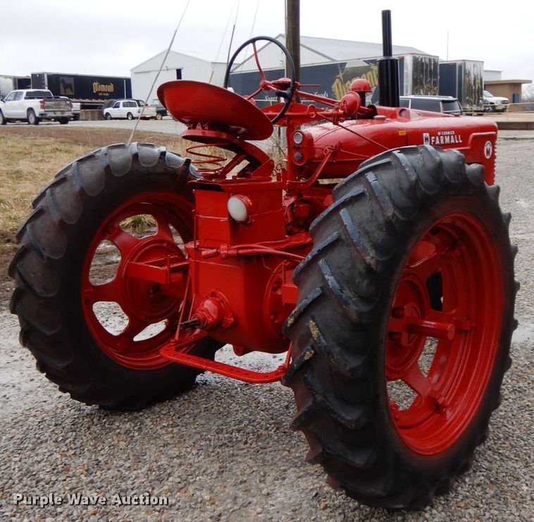 image for item IX9355 1953 Farmall Super M  tractor