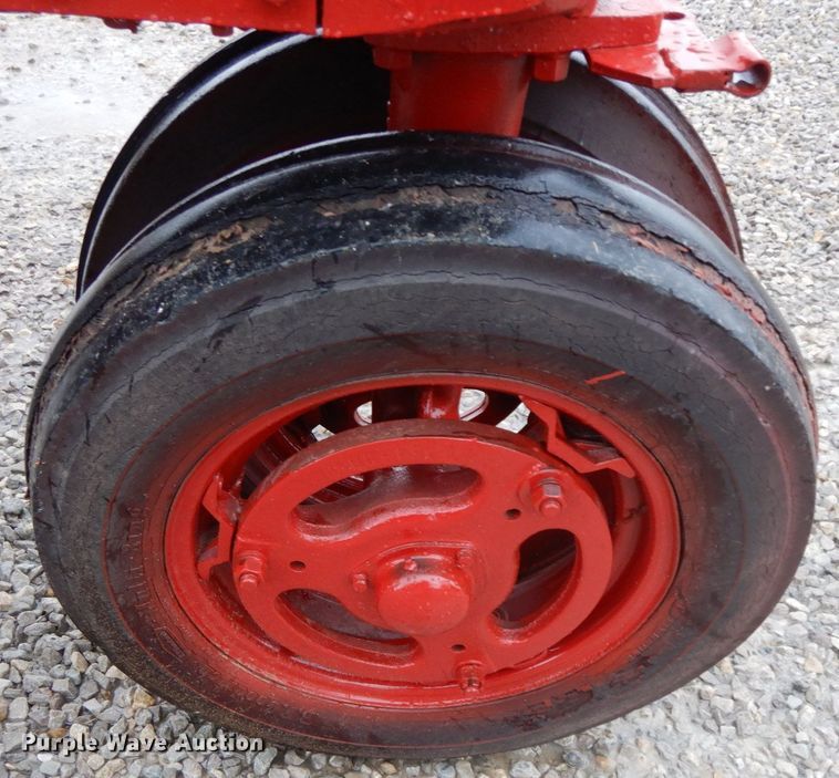 image for item IX9355 1953 Farmall Super M  tractor