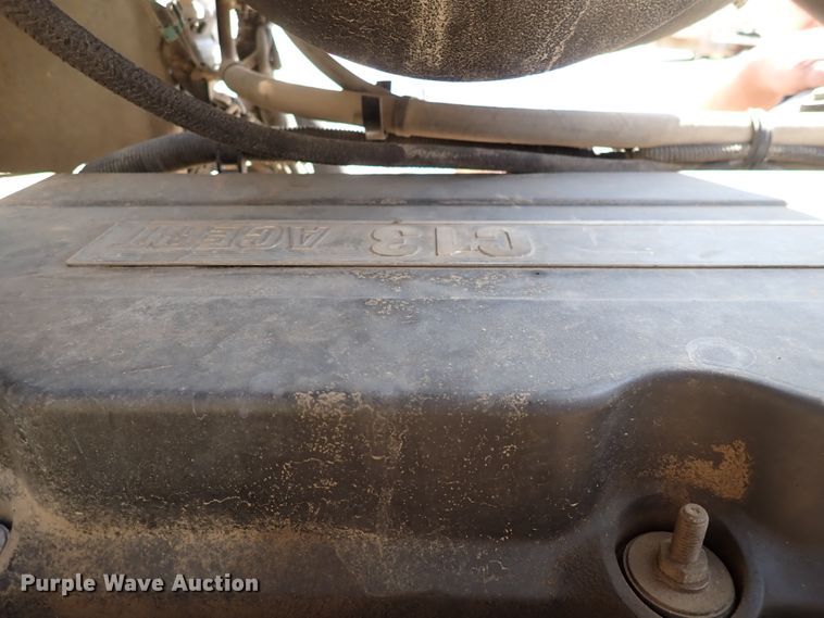 image for item DJ0242 2004 Peterbilt 385  rollback truck