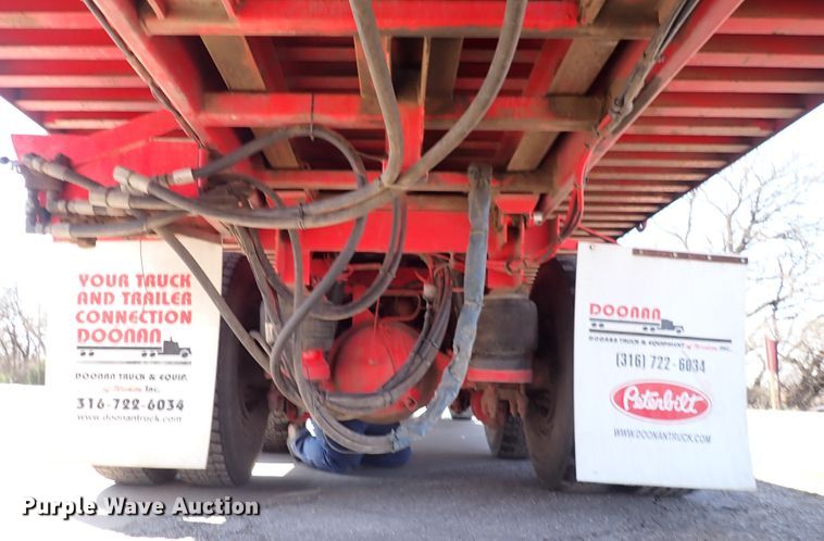 image for item DJ0242 2004 Peterbilt 385  rollback truck