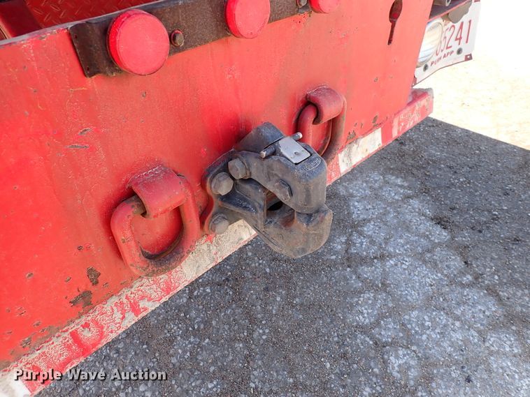 image for item DJ0242 2004 Peterbilt 385  rollback truck