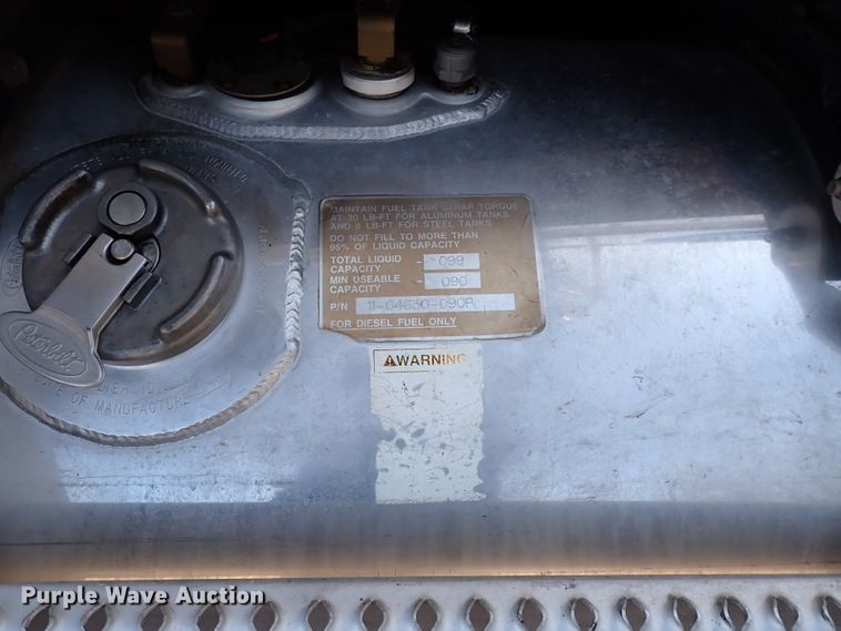 image for item DJ0242 2004 Peterbilt 385  rollback truck