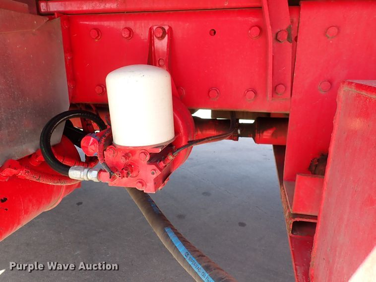 image for item DJ0242 2004 Peterbilt 385  rollback truck