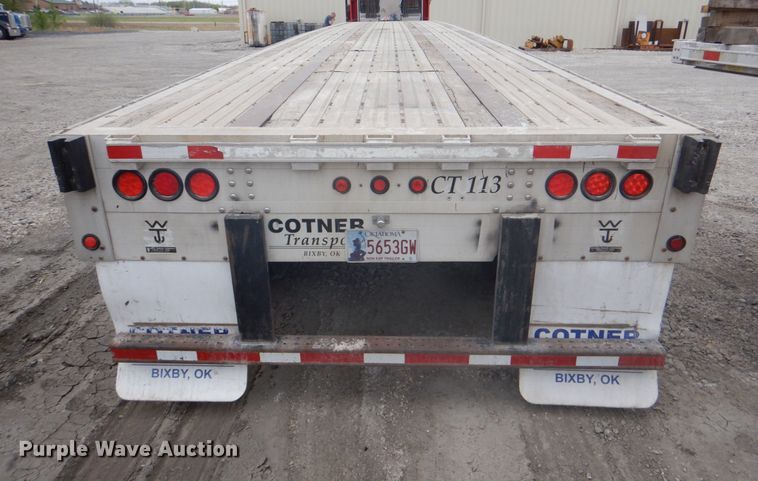 image for item DJ0430 2000 Wilson CF-900 flatbed trailer