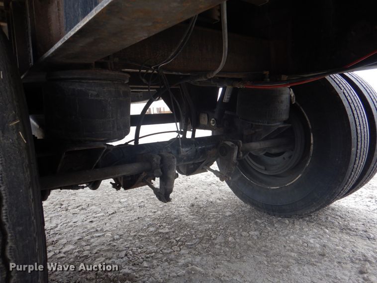 image for item DJ0430 2000 Wilson CF-900 flatbed trailer