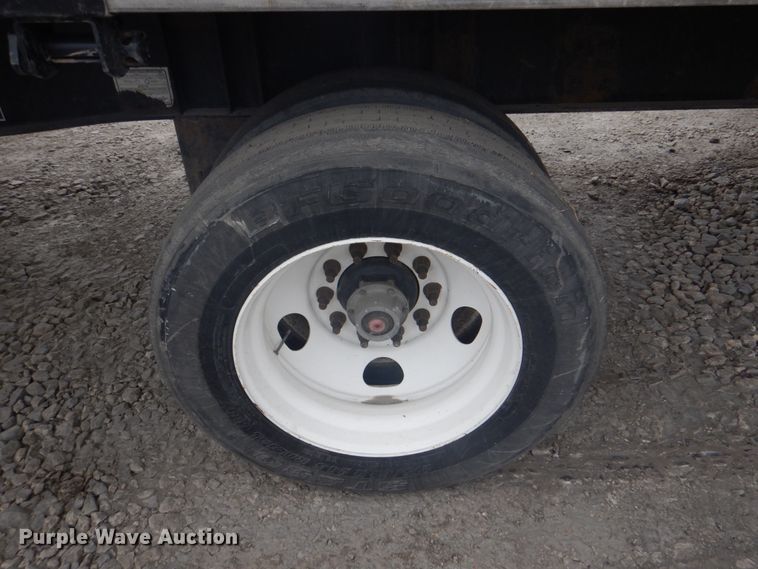 image for item DJ0430 2000 Wilson CF-900 flatbed trailer