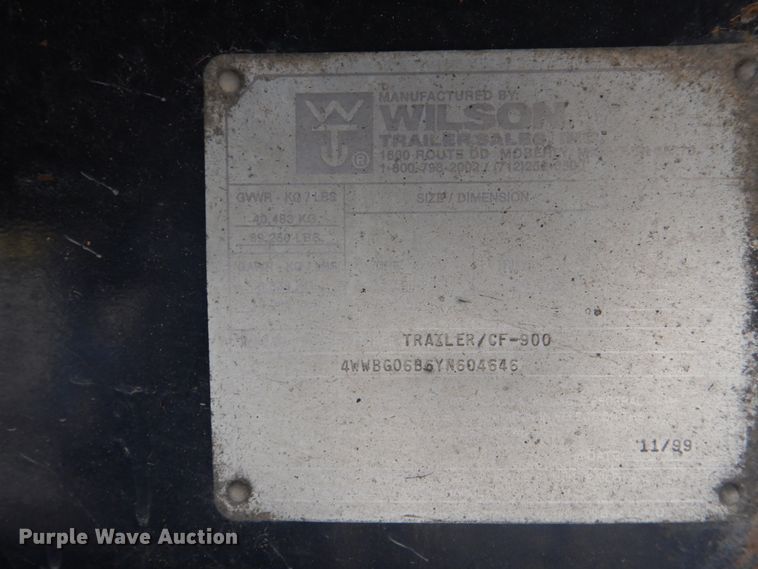 image for item DJ0430 2000 Wilson CF-900 flatbed trailer