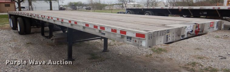 image for item DJ0431 2000 Wilson CF-900 flatbed trailer
