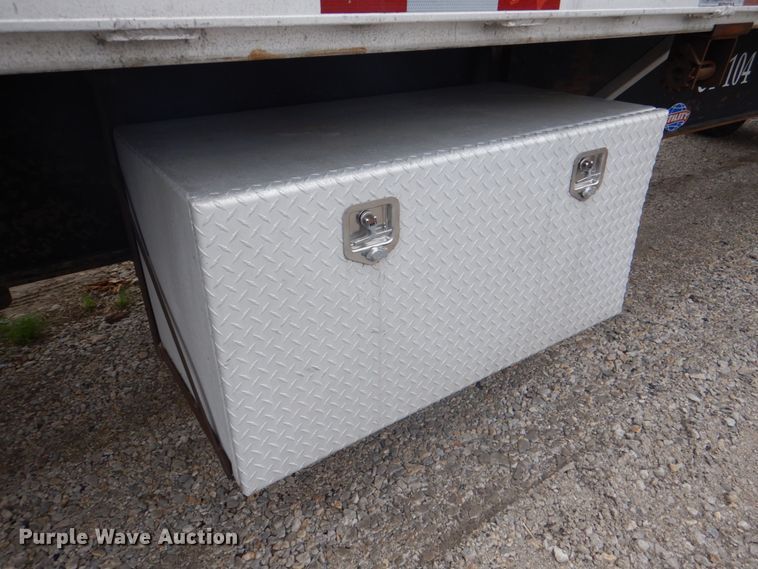 image for item DJ0432 1998 Utility flatbed trailer