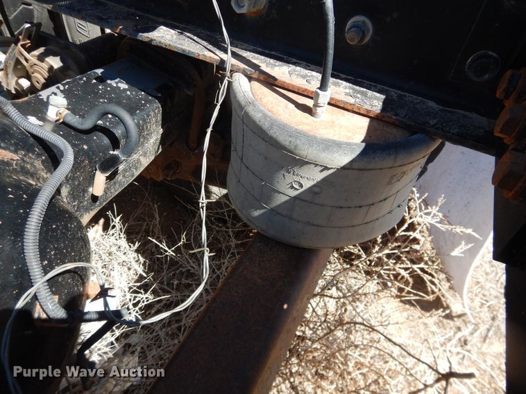 image for item DJ1139 2008 Kenworth T800  semi truck