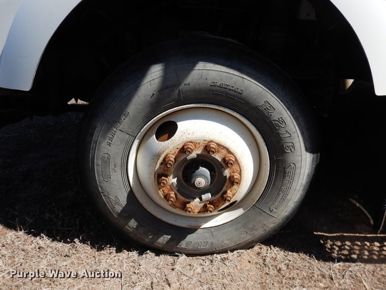 image for item DJ1139 2008 Kenworth T800  semi truck