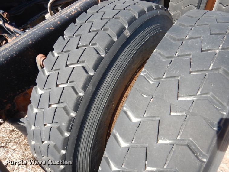 image for item DJ1139 2008 Kenworth T800  semi truck