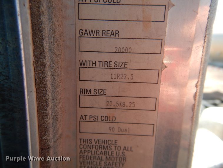 image for item DJ1139 2008 Kenworth T800  semi truck