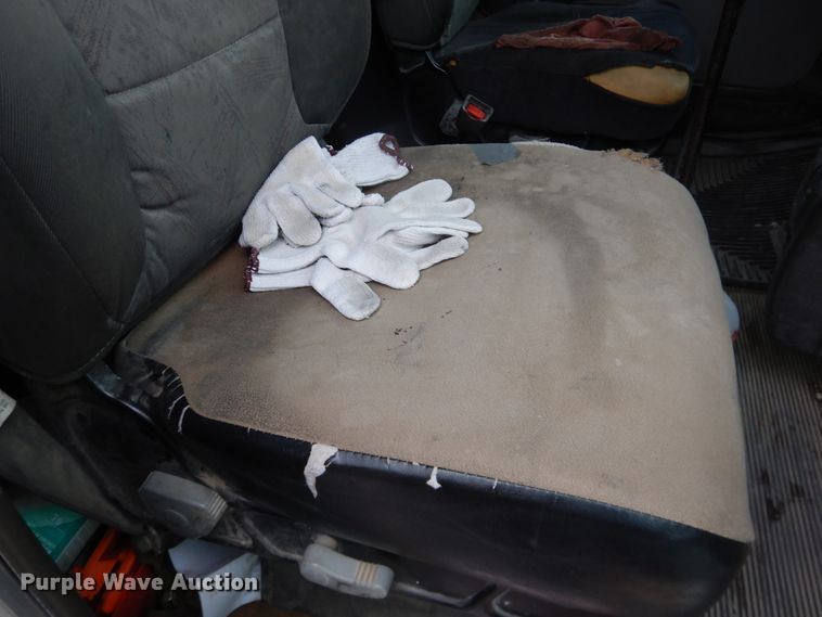 image for item DJ1156 2008 Kenworth T800  semi truck