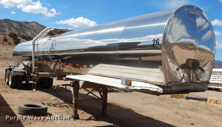 image for item DJ1179 1990 Stainless  tank trailer