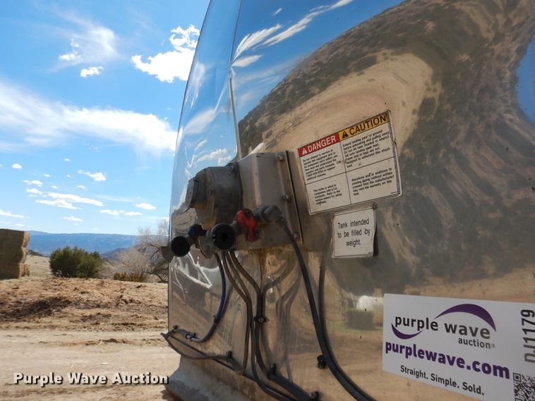 image for item DJ1179 1990 Stainless  tank trailer