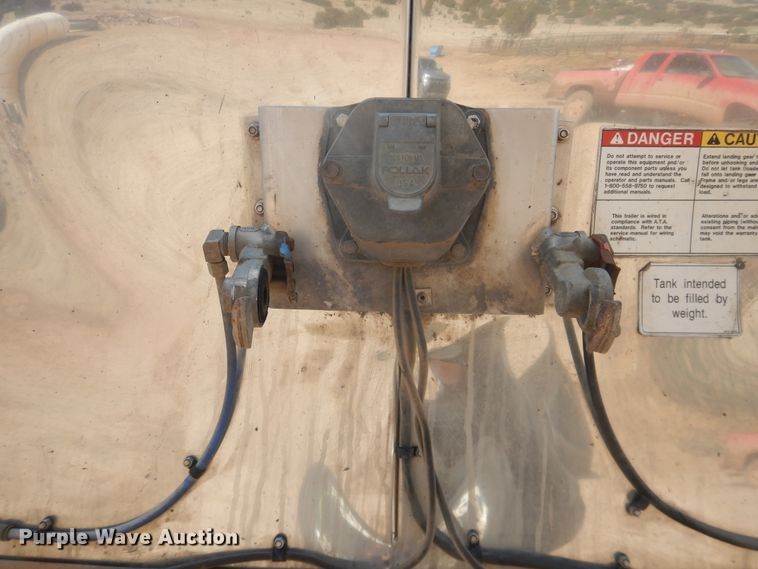 image for item DJ1179 1990 Stainless  tank trailer