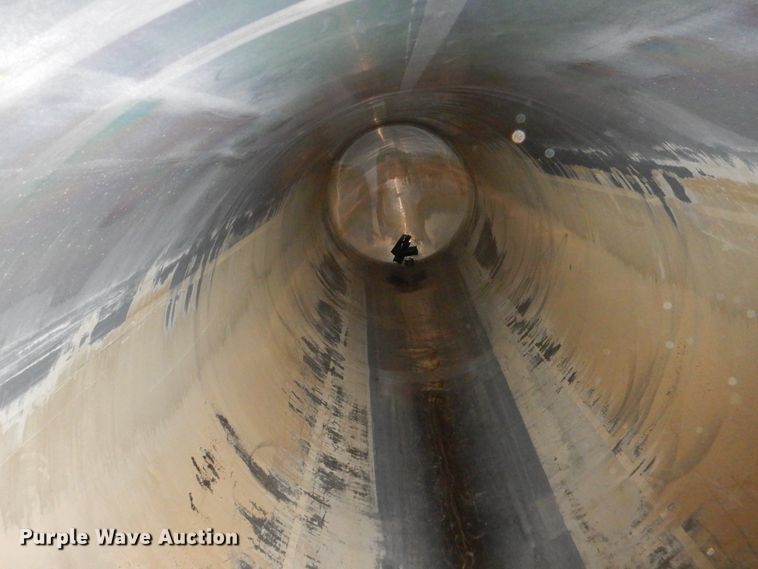 image for item DJ1179 1990 Stainless  tank trailer