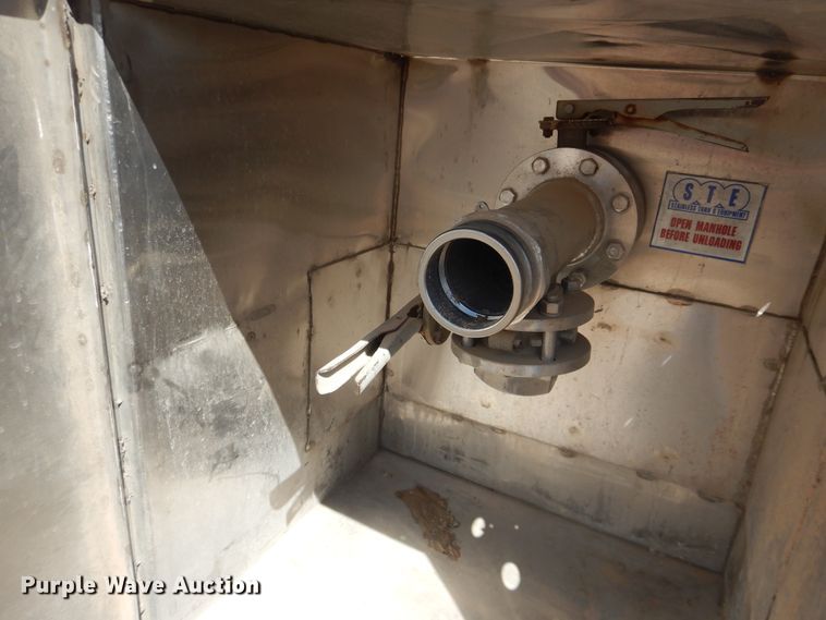 image for item DJ1179 1990 Stainless  tank trailer