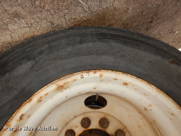 image for item DJ1179 1990 Stainless  tank trailer