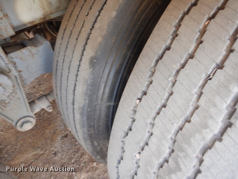 image for item DJ1179 1990 Stainless  tank trailer