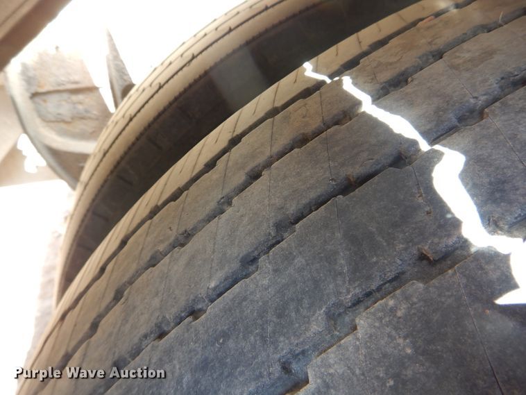 image for item DJ1179 1990 Stainless  tank trailer